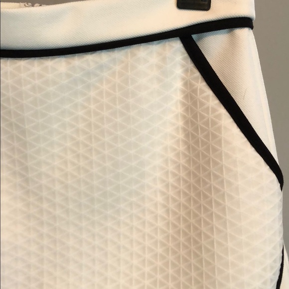 NWT- BCBGeneration Brand Tailored Shorts. - Picture 3 of 6